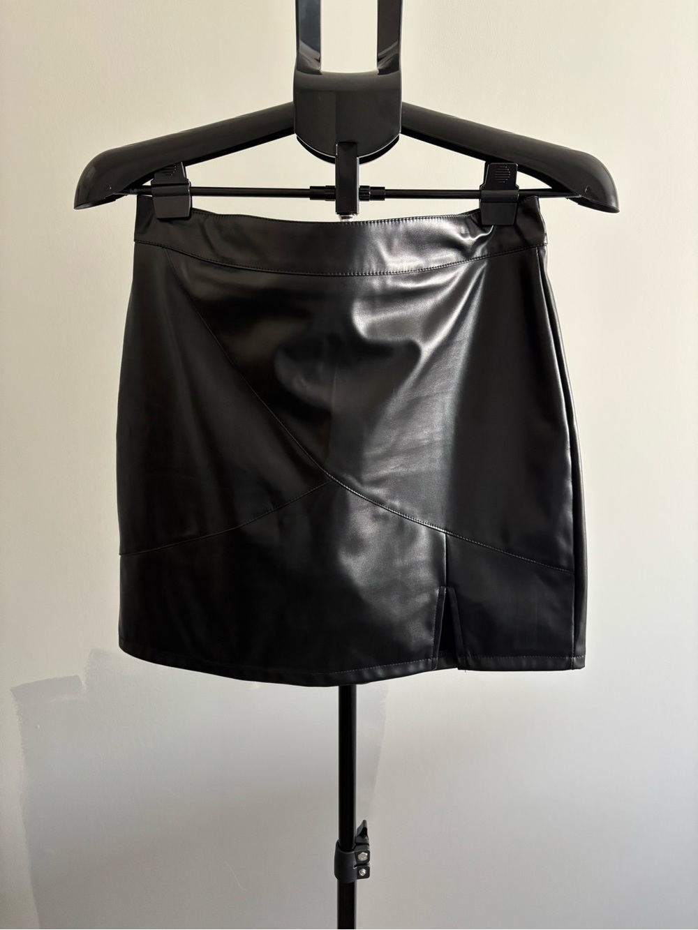 Black Faux Leather Mini Skort - Sleek Women's Skort